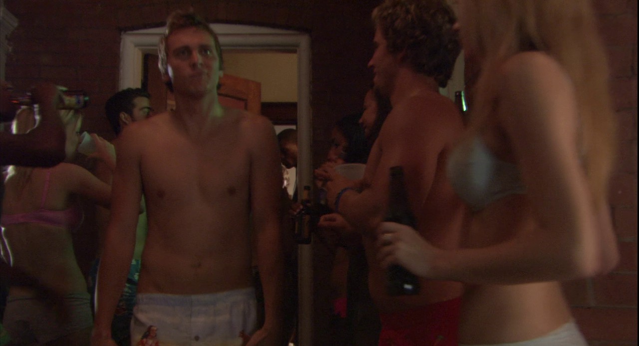 American Pie Presents - The Naked Mile (2006) BluRay Hindi + English 1080p x264 AVC DDP 5.1 ESub.mkv.0004